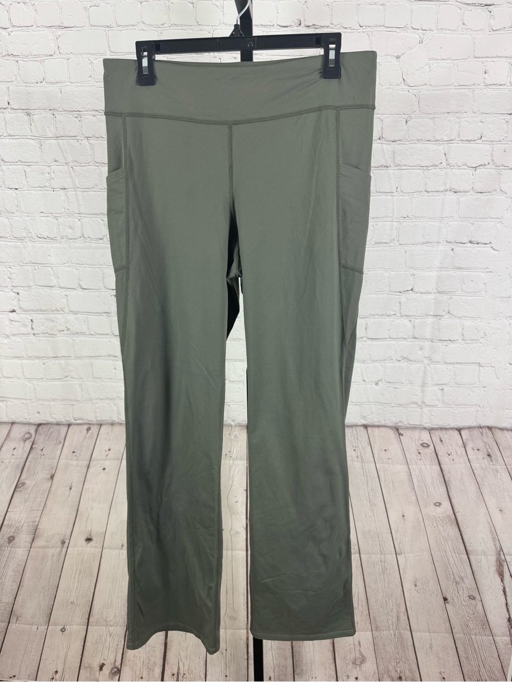 J.Jill Fit Out & About Rhodes Pants Olive Green Active Straight Leg Pockets M